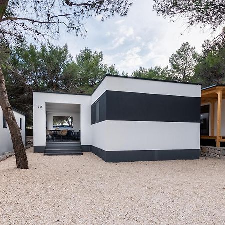 Luxury Mobile Home Pretty Green - Premium - Oaza Mira Resort -50 M From The Beach Драге Екстериор снимка