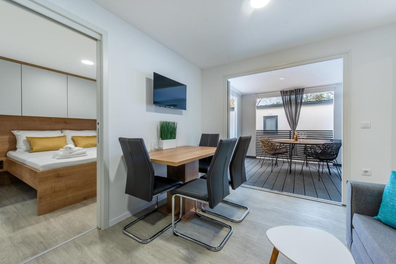 Luxury Mobile Home Pretty Green - Premium - Oaza Mira Resort -50 M From The Beach Драге Екстериор снимка