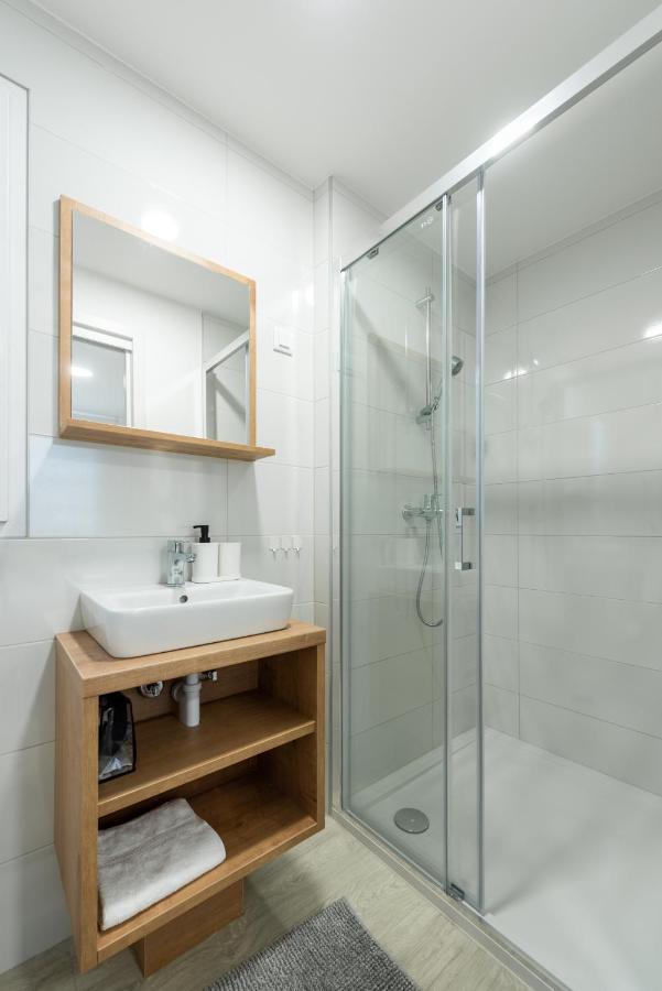 Luxury Mobile Home Pretty Green - Premium - Oaza Mira Resort -50 M From The Beach Драге Екстериор снимка