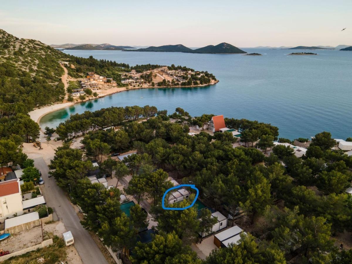 Luxury Mobile Home Pretty Green - Premium - Oaza Mira Resort -50 M From The Beach Драге Екстериор снимка