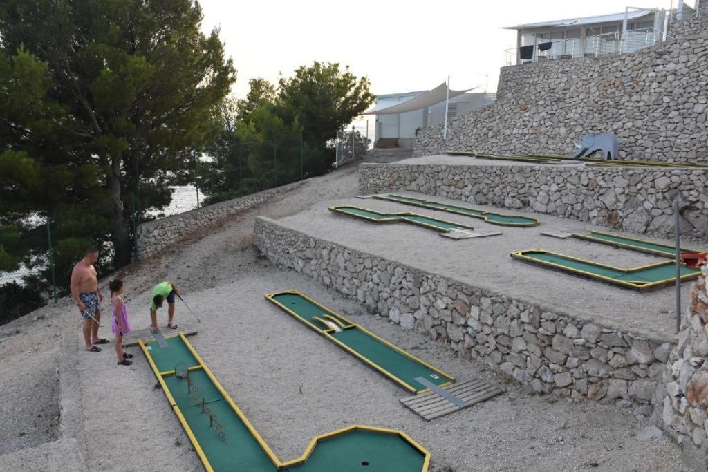 Luxury Mobile Home Pretty Green - Premium - Oaza Mira Resort -50 M From The Beach Драге Екстериор снимка